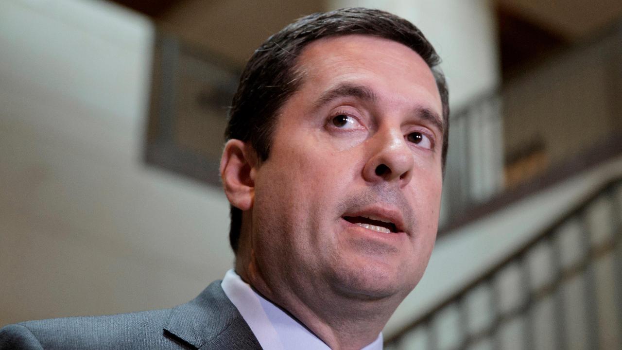 Nunes steps aside from probe into Trump-Russia ties
