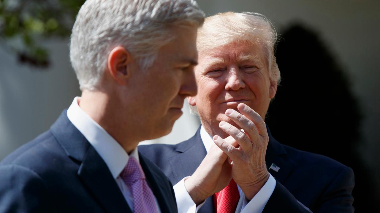 Trump, Gorsuch give remarks at SCOTUS oath ceremony