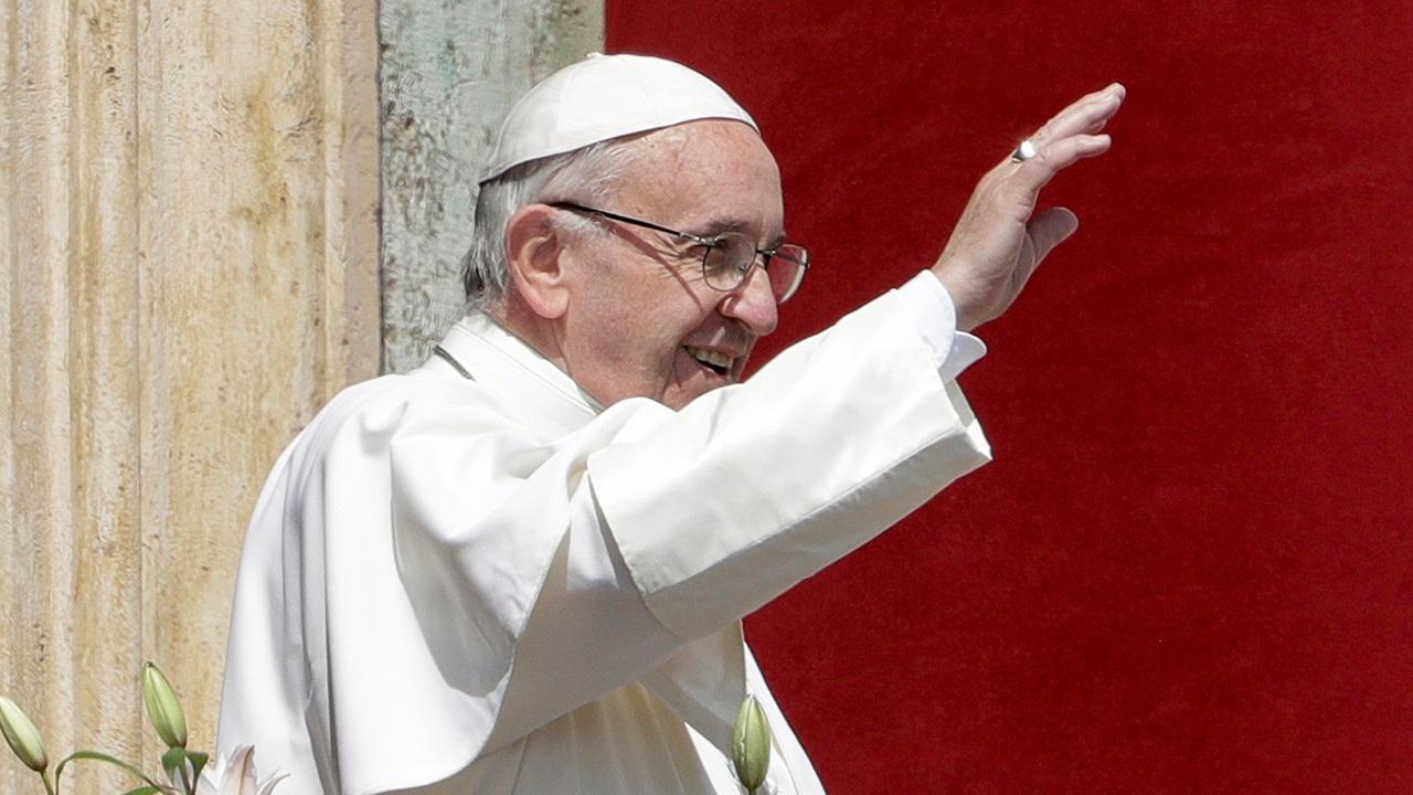 Pope Francis denounces oppressive regimes