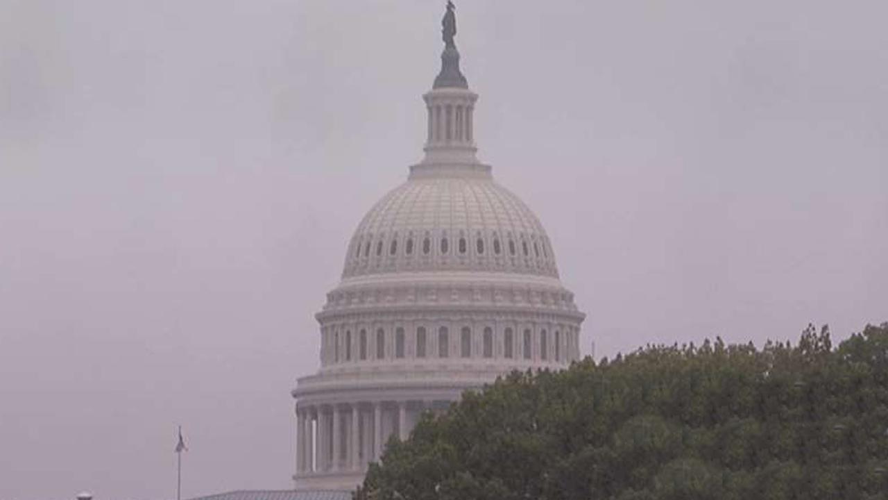 White House under pressure to avoid government shutdown
