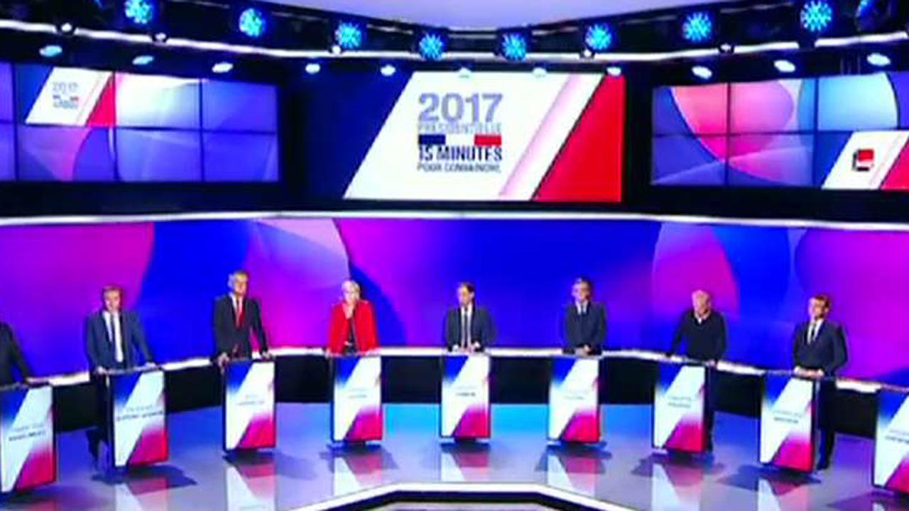 Polls show tight race in French presidential election 