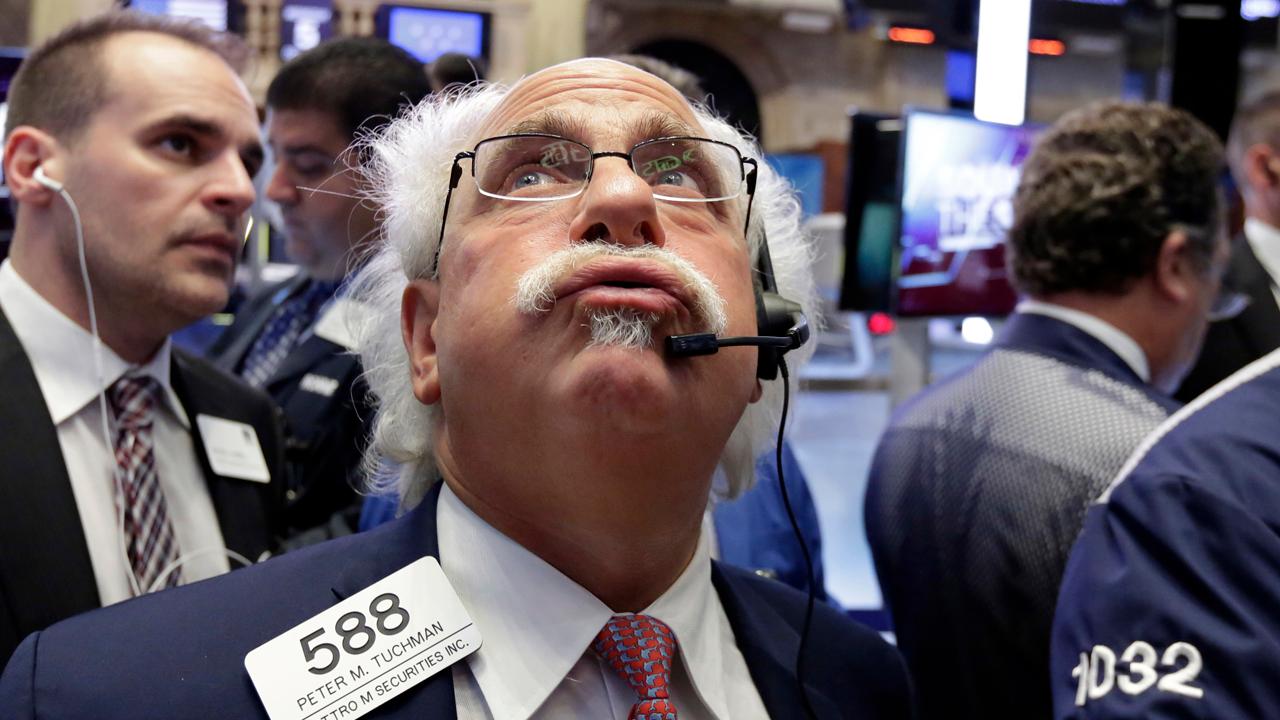 Stocks continue incredible tear on Wall Street