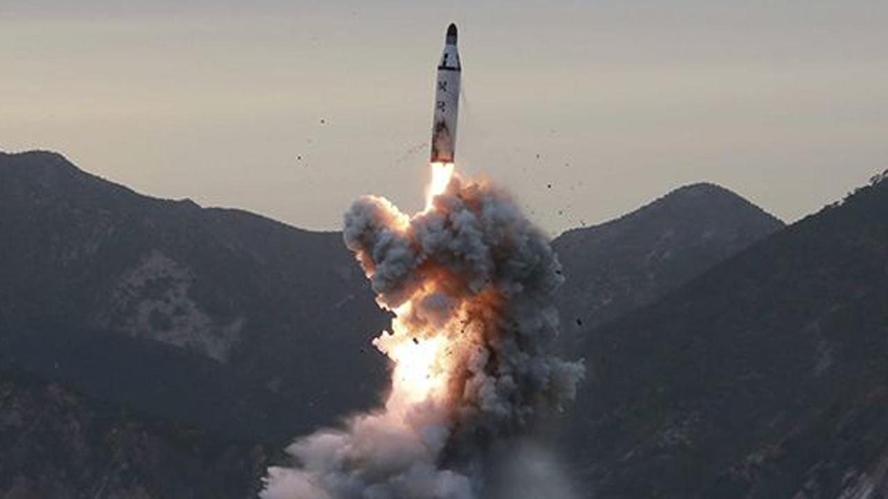 North Korean test launch fails, missile falls apart