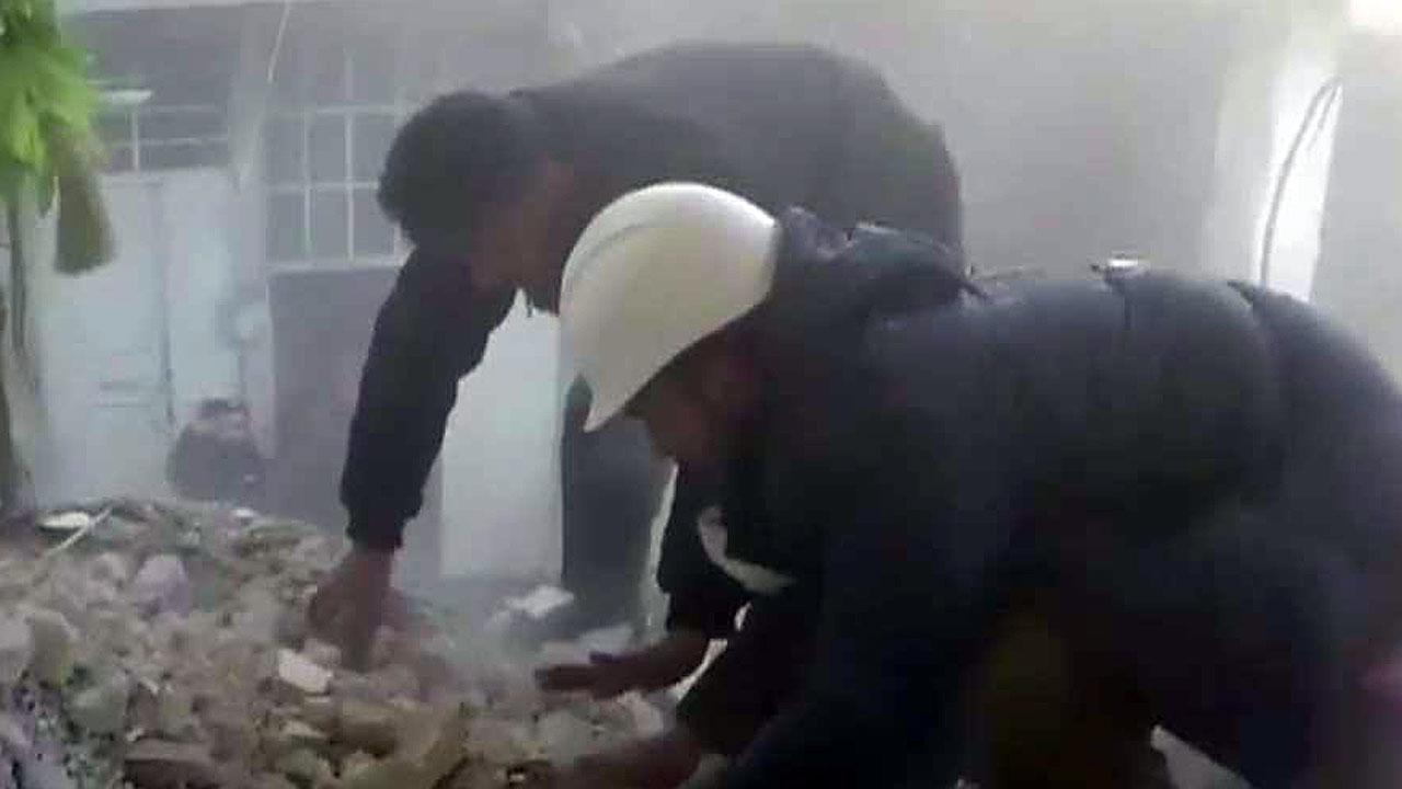 Eight White Helmet rescue workers killed in Syrian airstri
