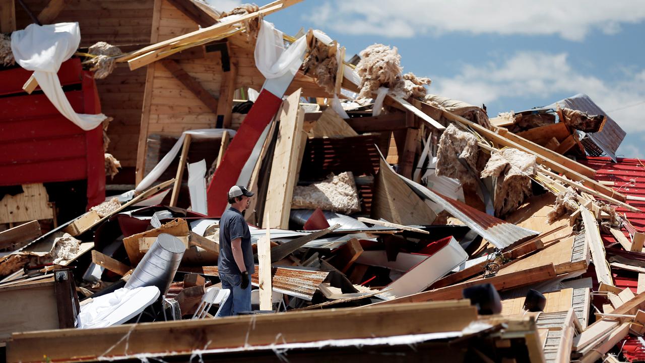 'Like a war zone': Residents assess tornado damage in Texas
