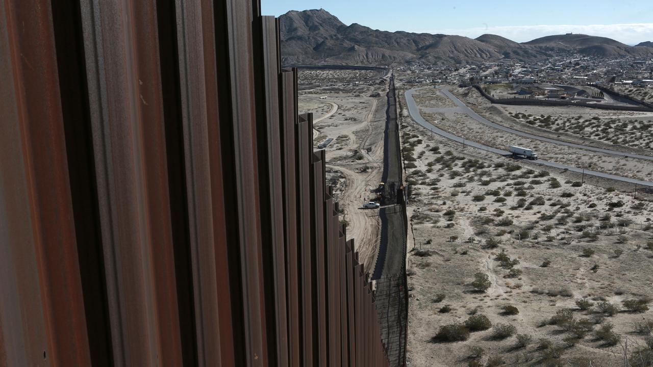 Radio host: We can fund the border wall without Congress