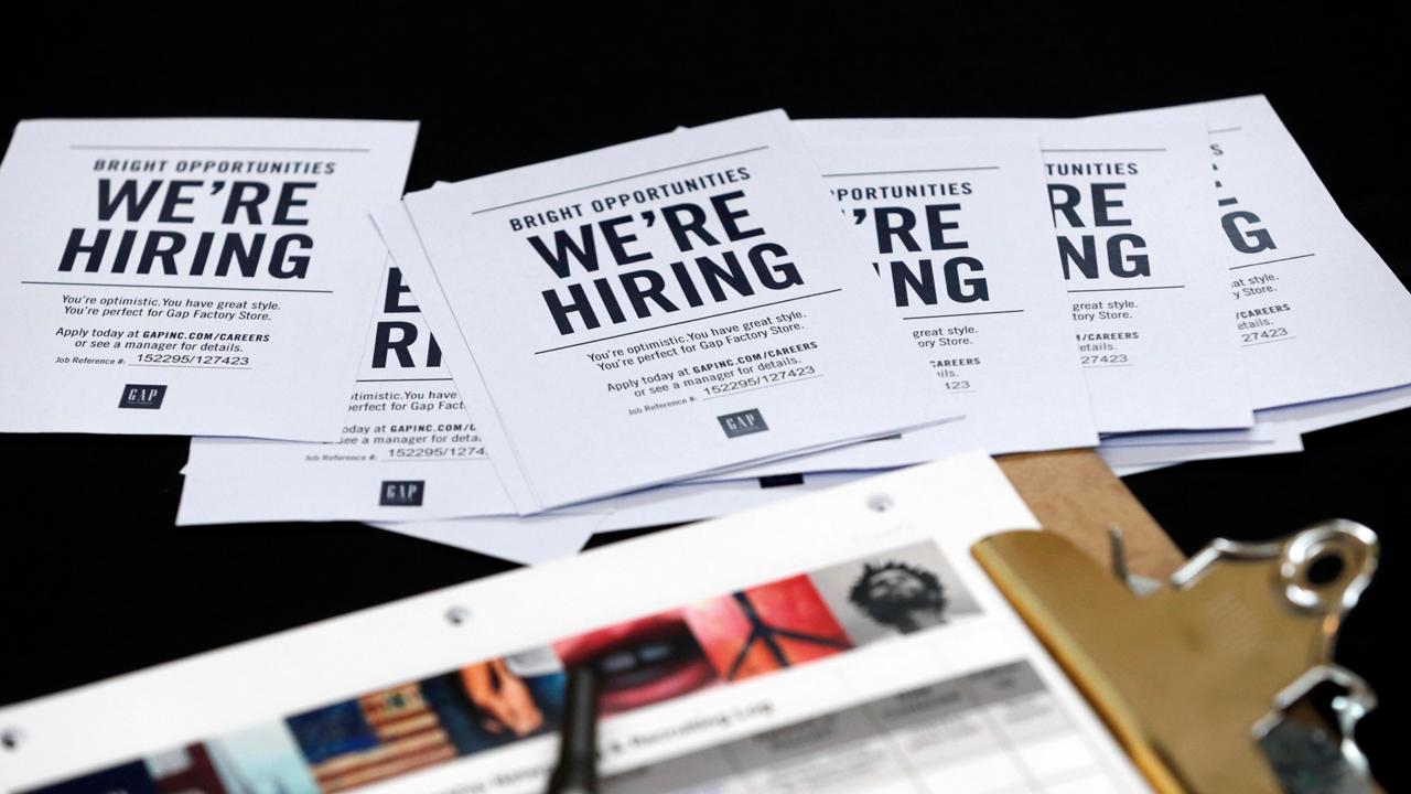 Employers add 211,000 jobs in April