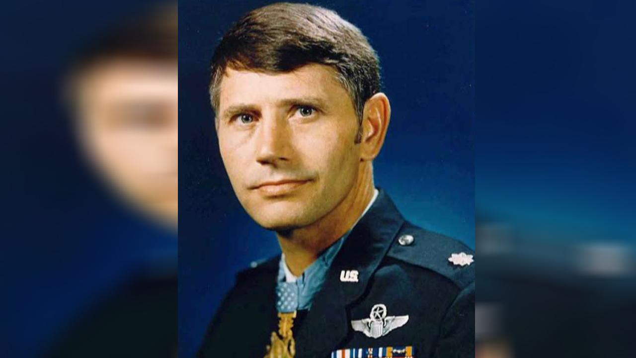 Medal of Honor recipient Leo Thorsness dies at 85