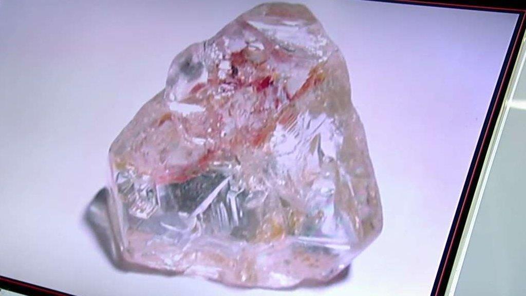 Enormous 709-carat diamond for sale