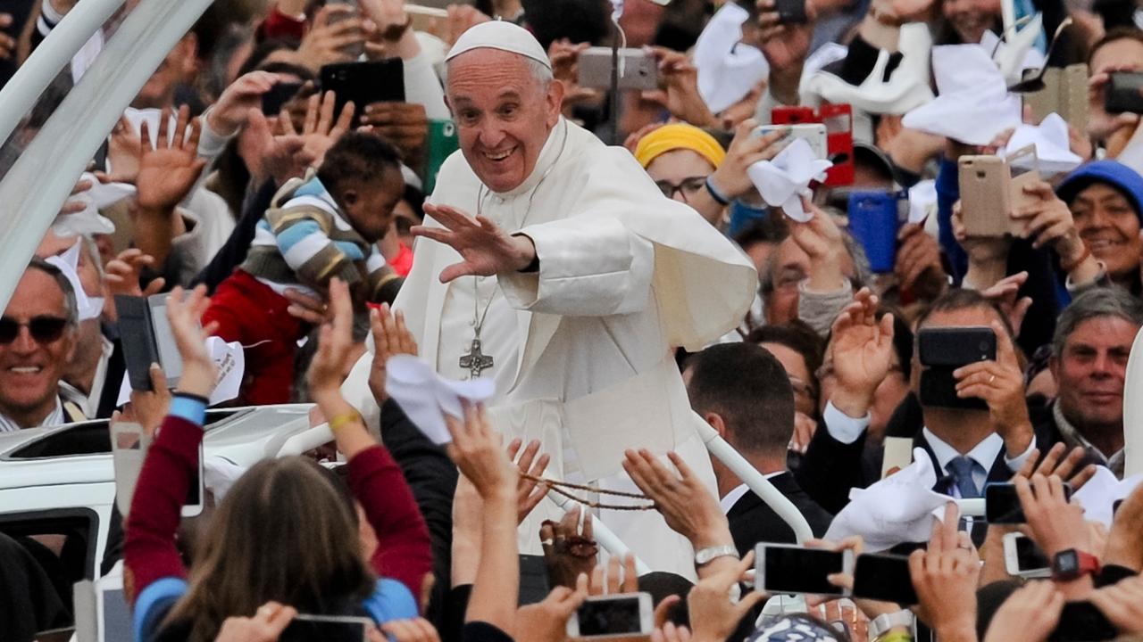 Thousands of pilgrims greet Pope Francis in Fatima, Portugal