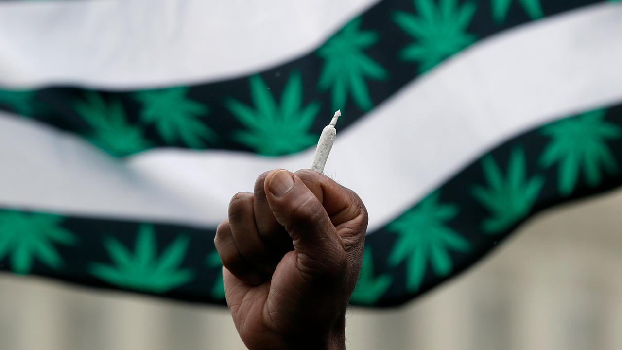 NJ senator says legalizing pot will help opioid crisis