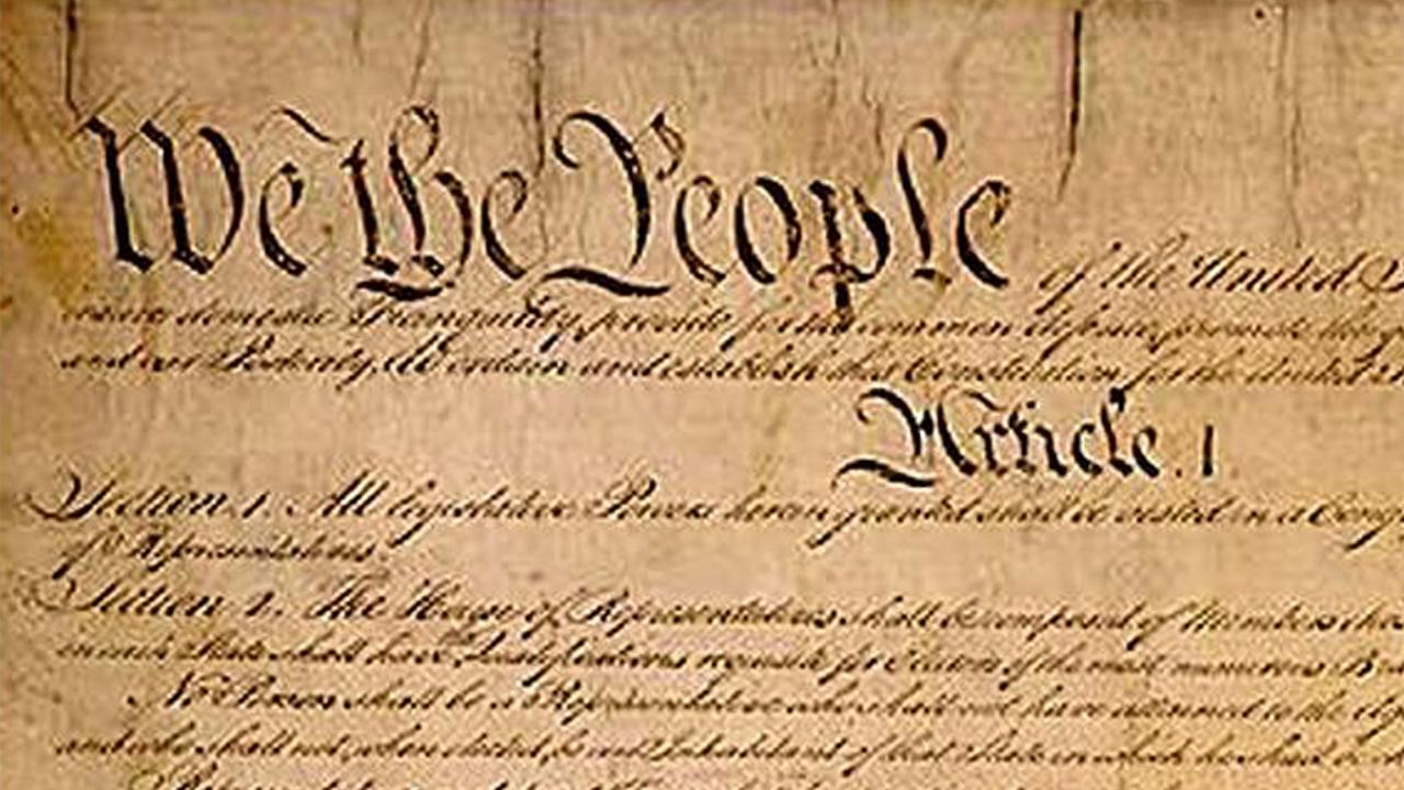 Pertarungan Kebebasan Berbicara di Barat Laut Terjadi Setelah Pengunjuk rasa di Kampus Menutup Pembicaraan Perwakilan ICE