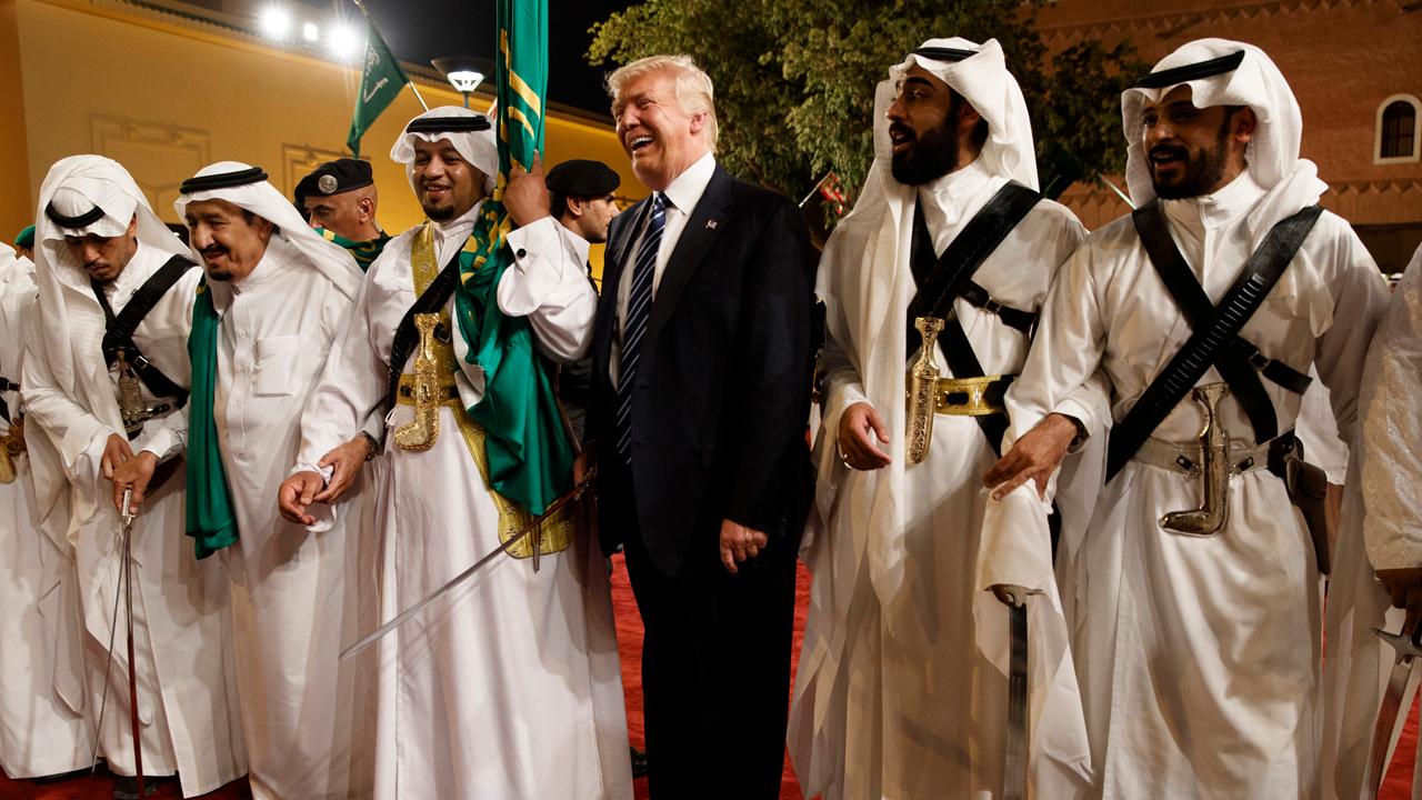 President Trump arrives at Murabba Palace in Riyadh