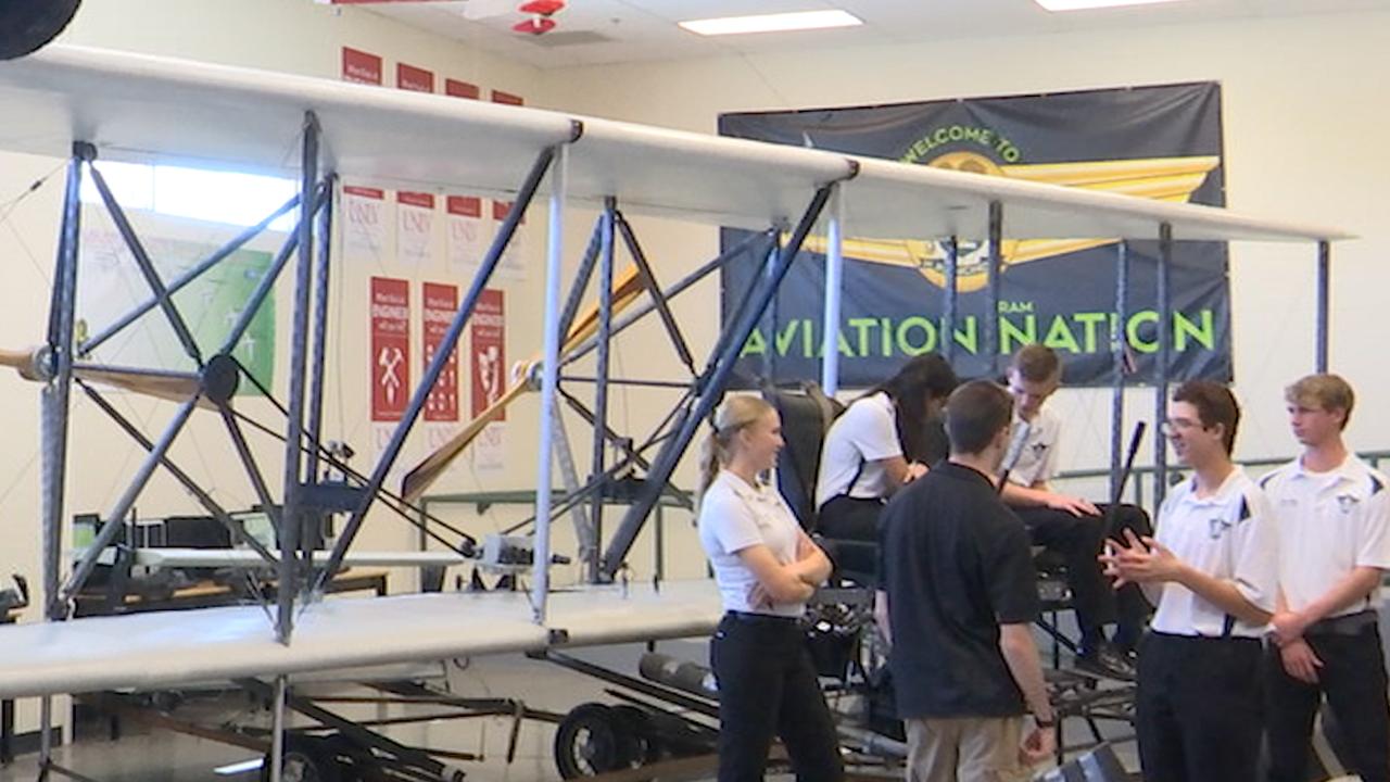 High school students restore Wright Brothers Flyer replica