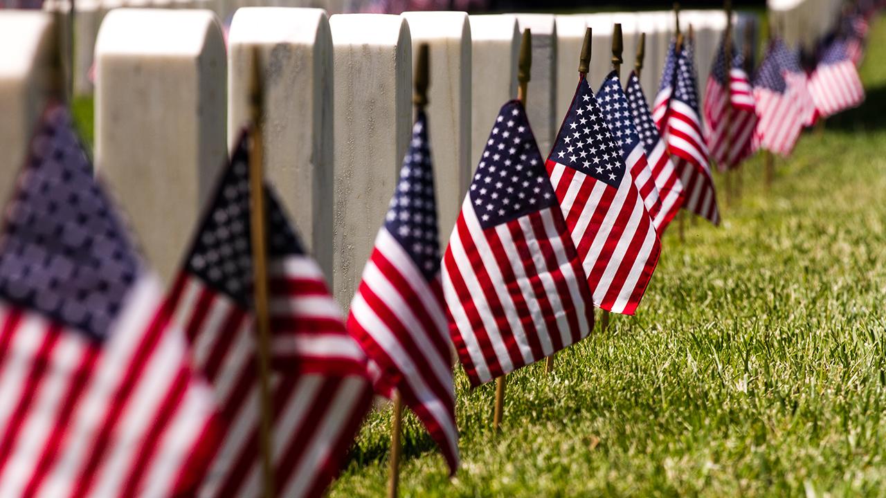 Memorial Day tradition Arlington National Cemetery gets more than