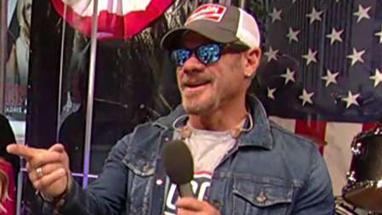 Phil Vassar talks supporting the military with the USO