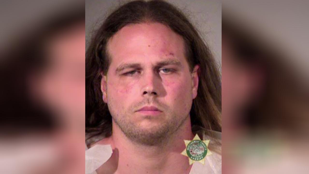 Police identify suspect in double killing on Oregon train