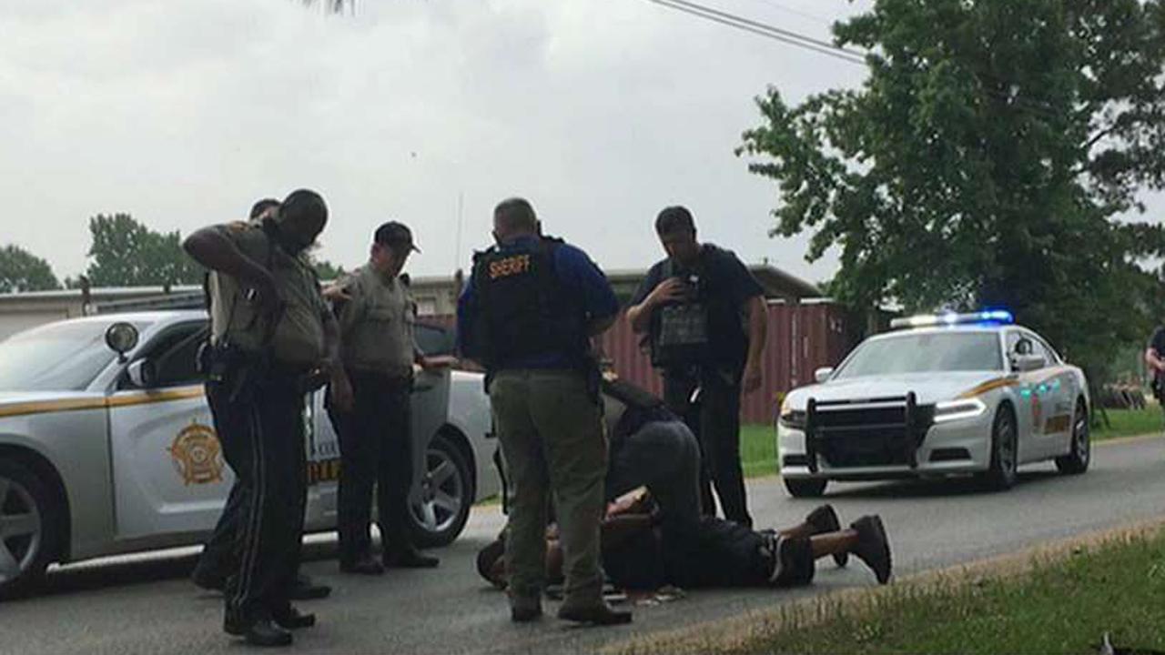 Mississippi shooting 8 dead, including deputy; suspect says 'I ain't