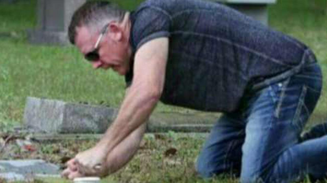Man spends Sundays polishing veterans' gravesites 