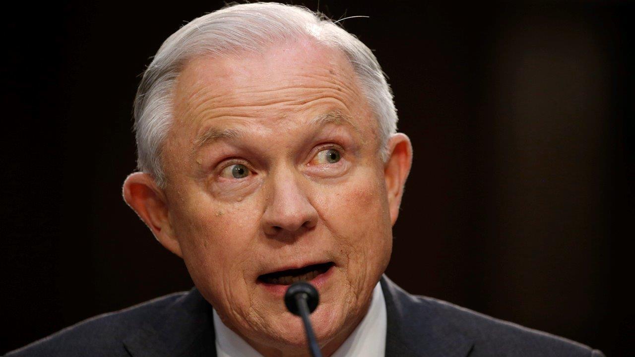 Sessions defends himself over Russia collusion allegations