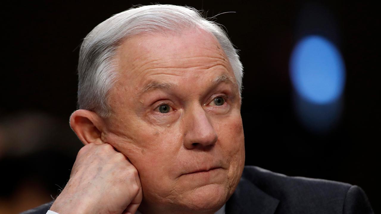 How did the mainstream media react to Sessions' testimony?