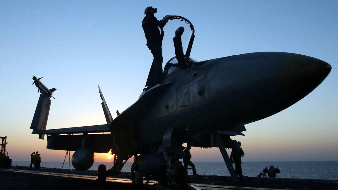 Navy releases review of jet pilot training program