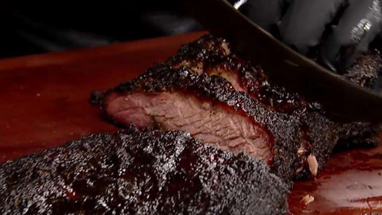 'Meat candy': Pitmasters show off barbecuing skills 