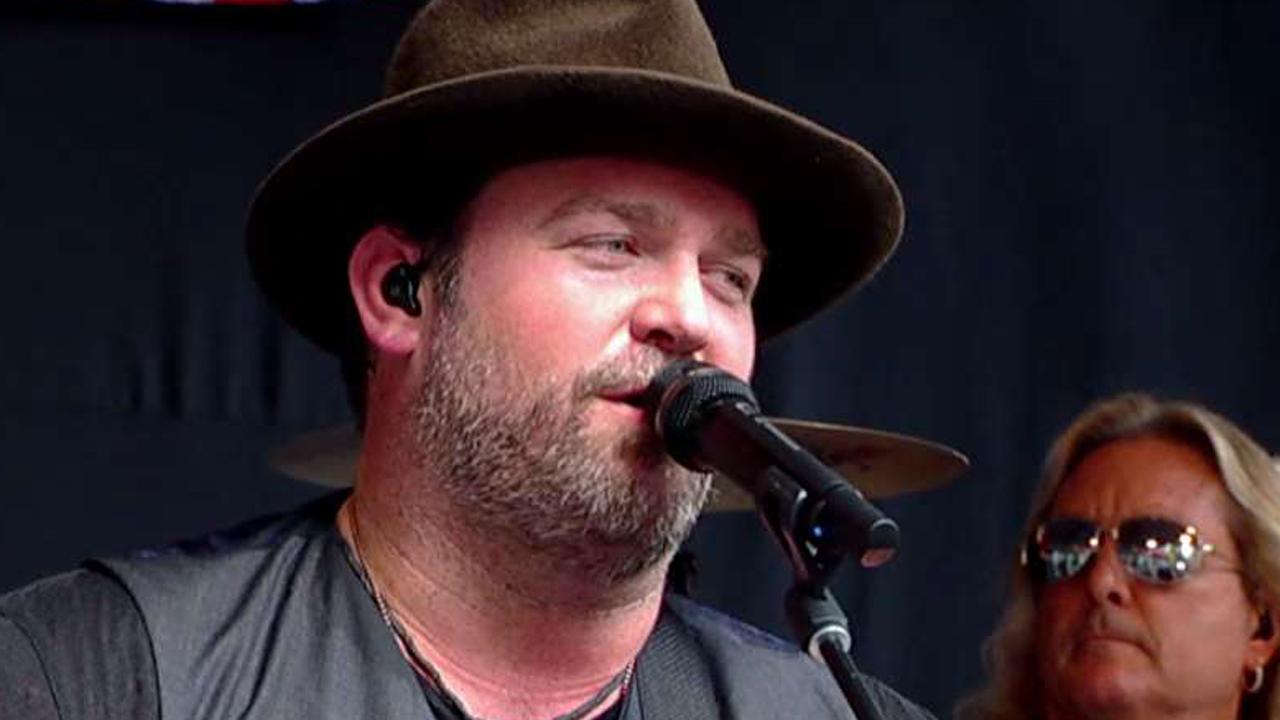 Country star Lee Brice performs 'Boy' 