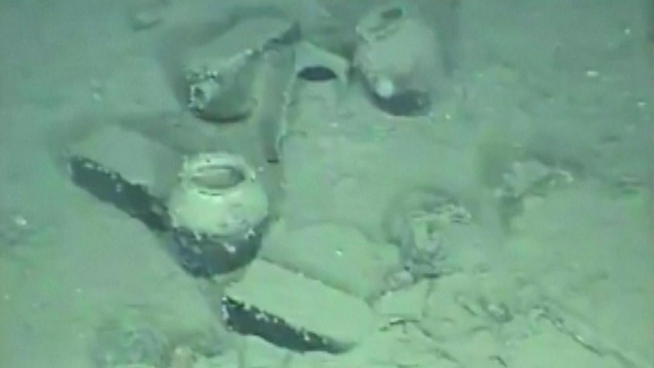 Colombia works to salvage treasure from sunken ship