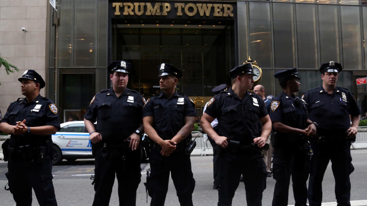Man with knives busted trying to get into Trump Tower