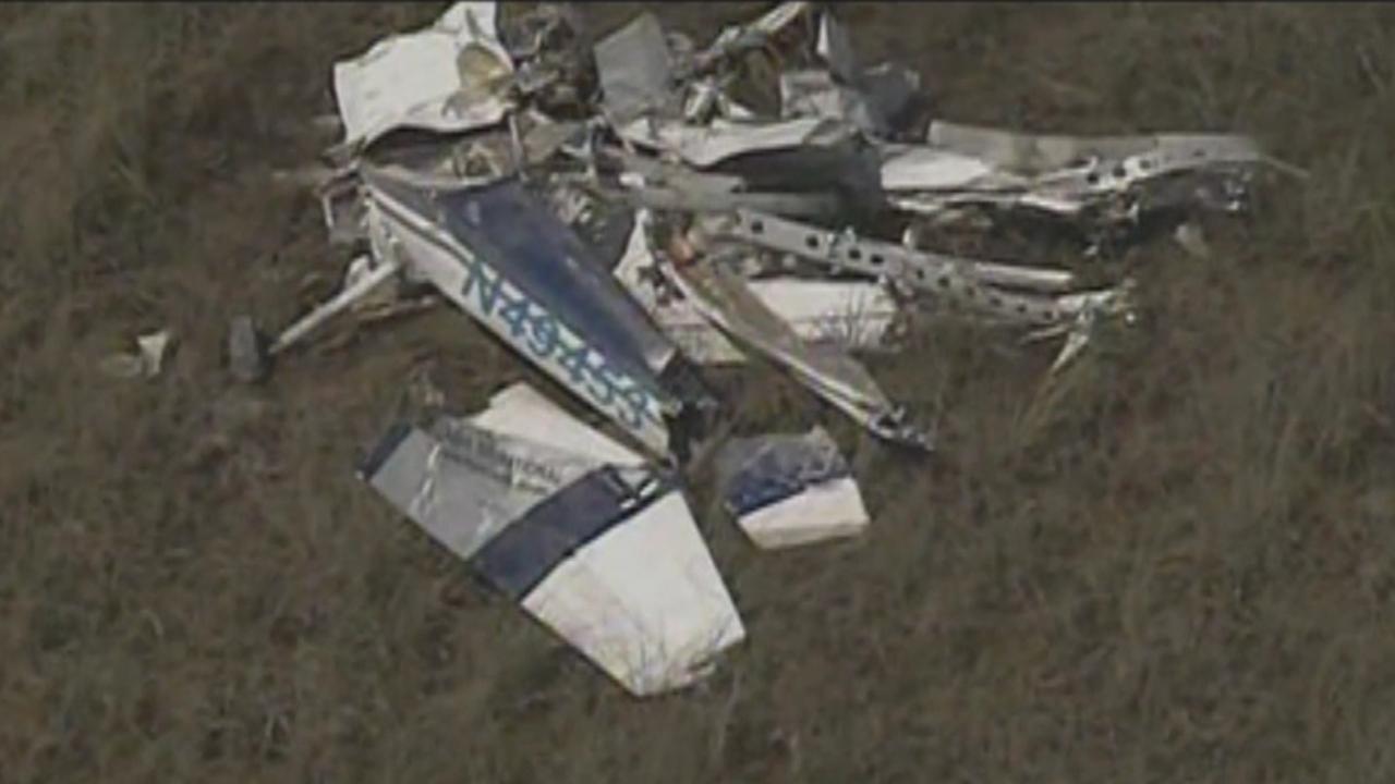 Pilot killed in small plane crash in Florida Everglades