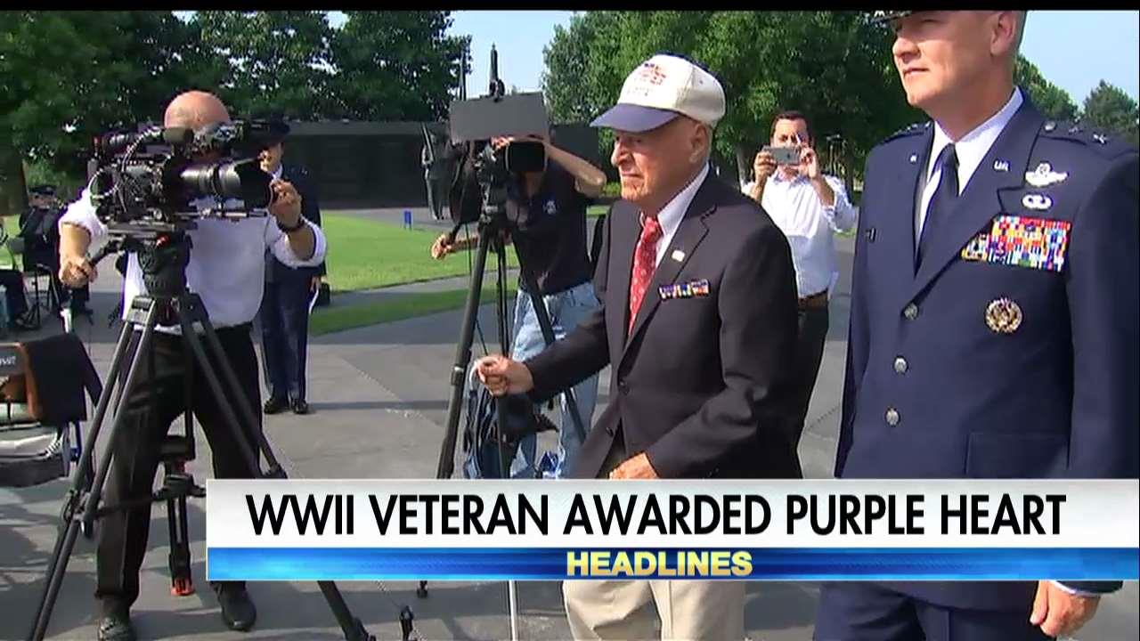 WW2 vet finally gets Purple Heart