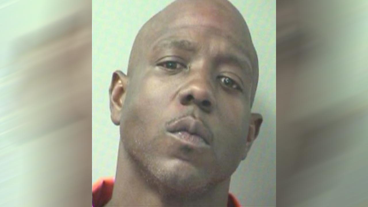 Drug dealer calls 911 to report stolen cocaine