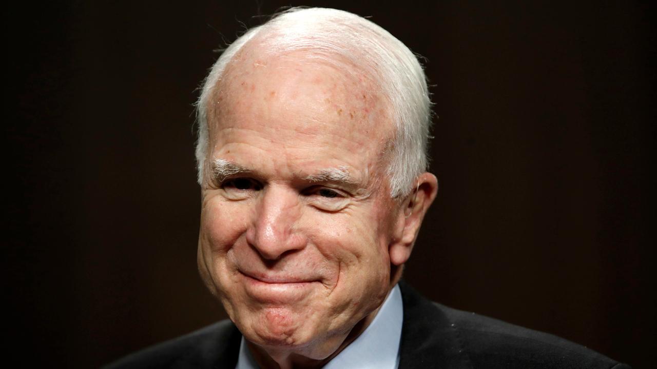 John McCain returns to Washington to cast health care vote