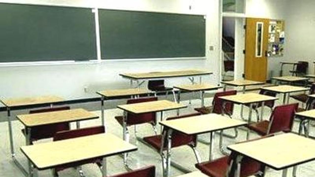 Union leader compares school choice to segregation