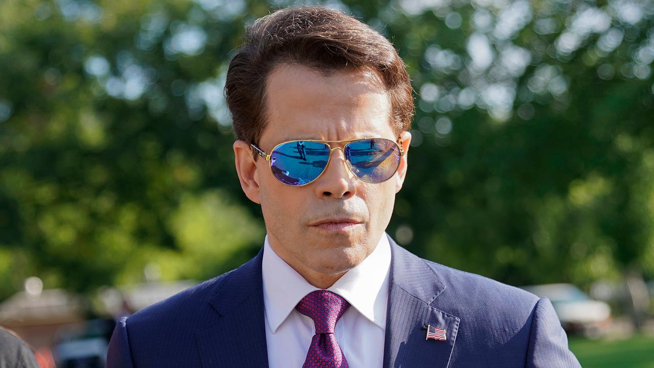 Scaramucci departs as White House communications director