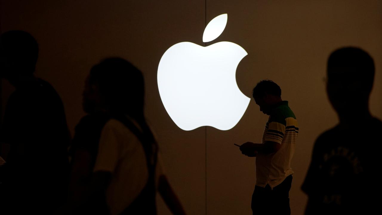 Apple criticized for removing VPN apps from China app store