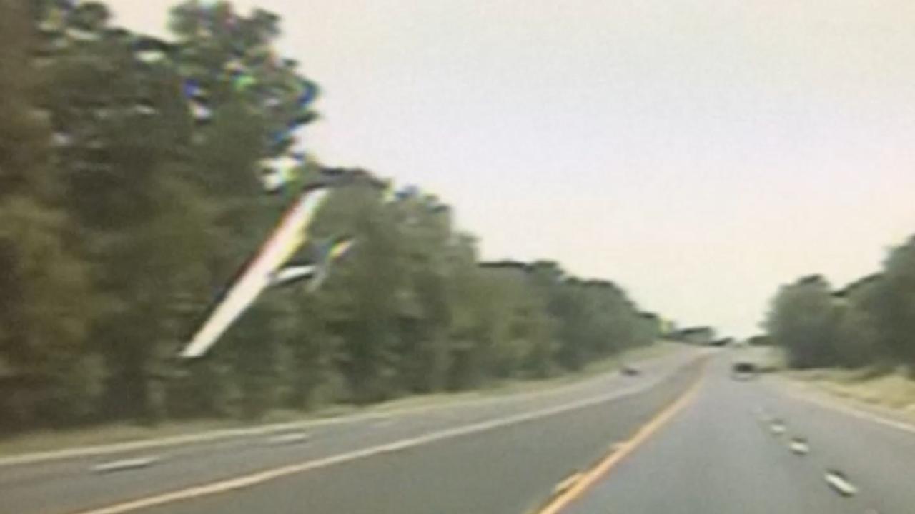 Dashcam captures small plane crash on Texas highway