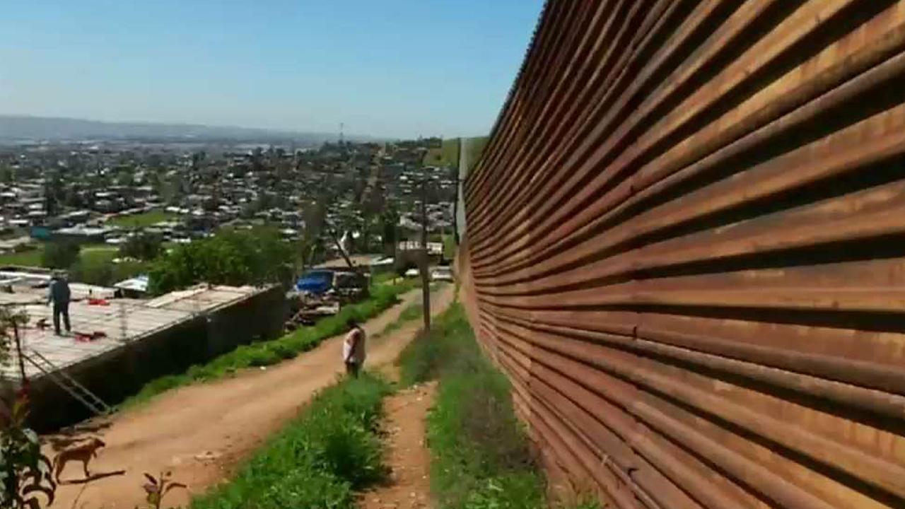 Los Angeles wants info on companies working on border wall