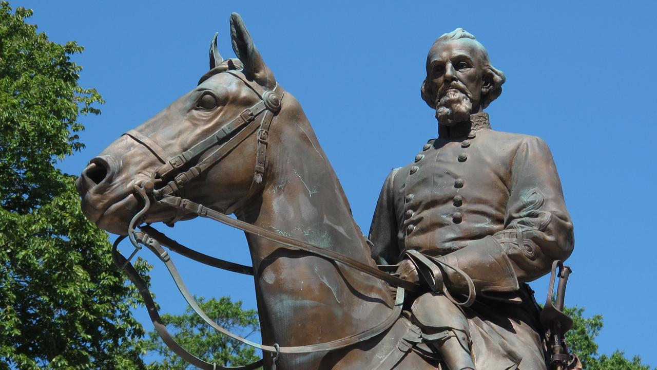 Growing debate over the removal of Confederate monuments