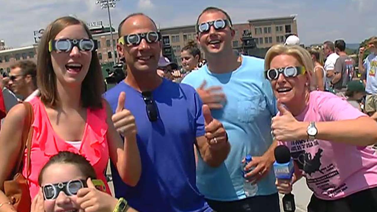 Janice Dean dives into eclipse mania in South Carolina