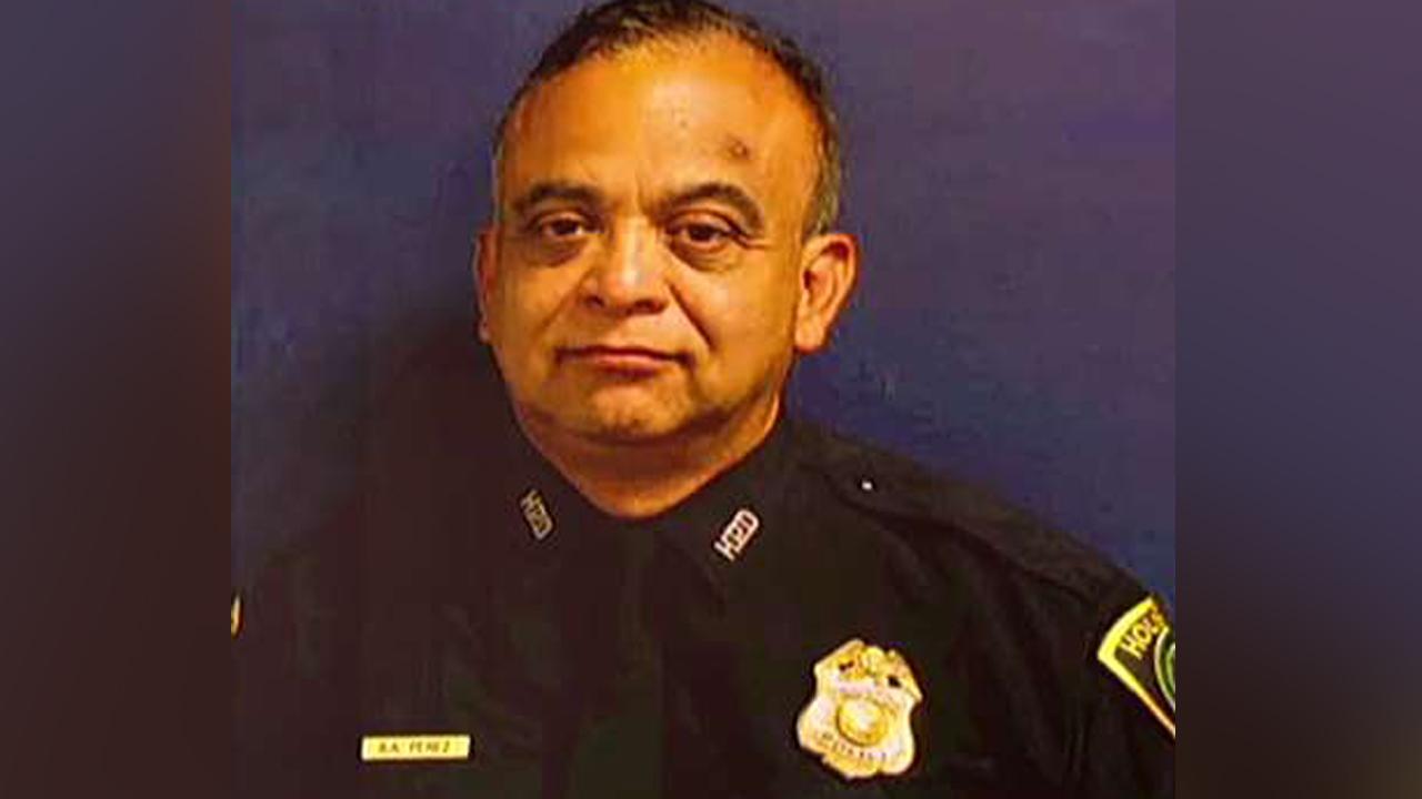 Houston police officer drowns heading to rescue efforts