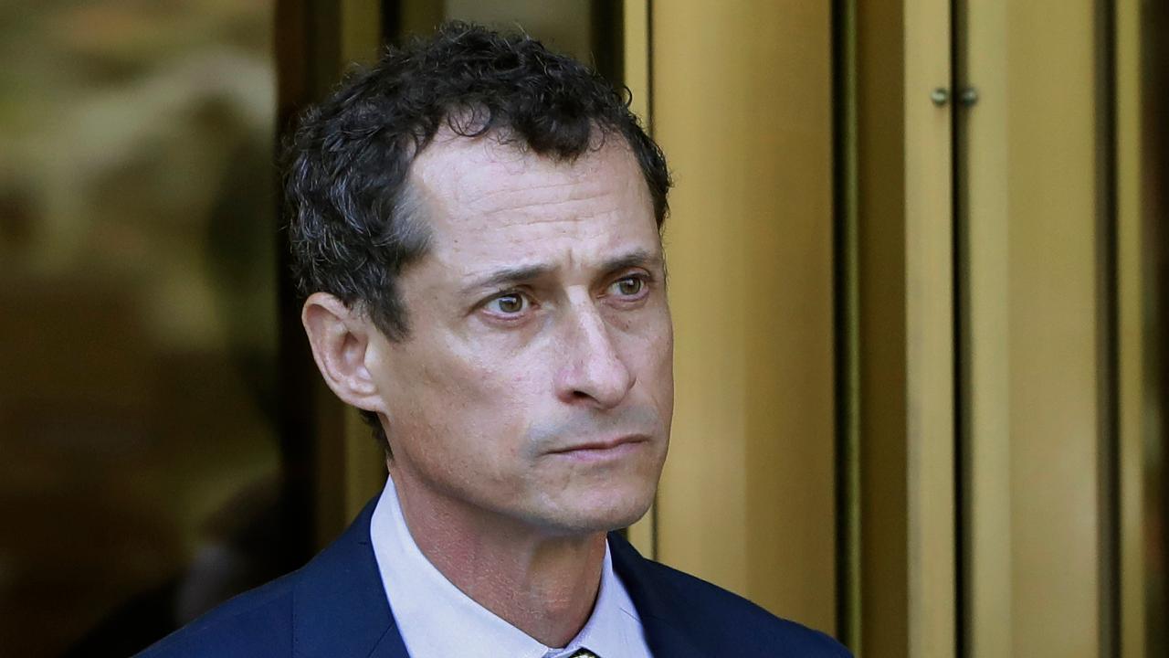 Anthony Weiner sobs as judge issues sentence