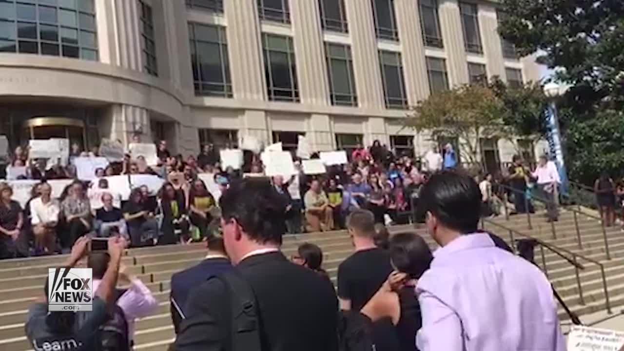 Georgetown students protest Jeff Sessions by ‘taking a knee’