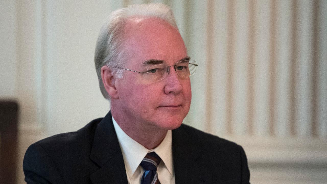 HHS Secretary Price apologizes for using private plane