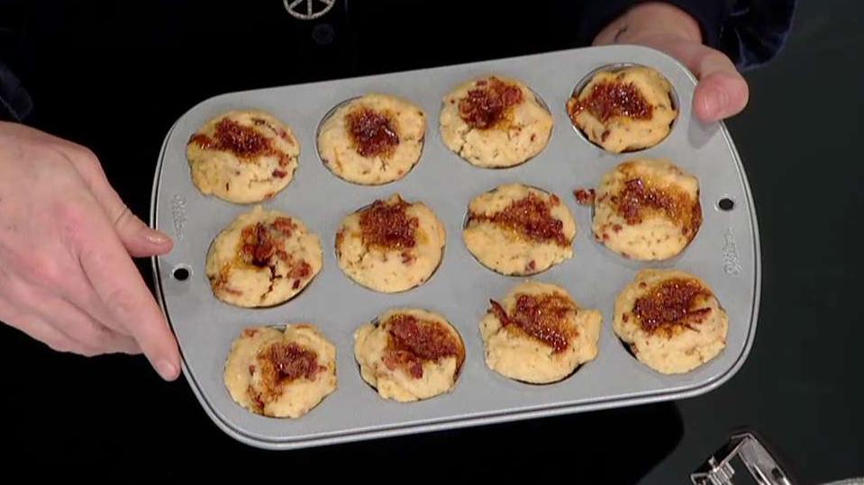 Cooking with 'Friends': Valerie Bertinelli's scuffins