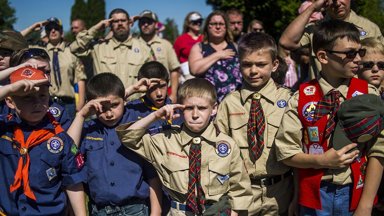 Boy Scouts to include girls in some programs