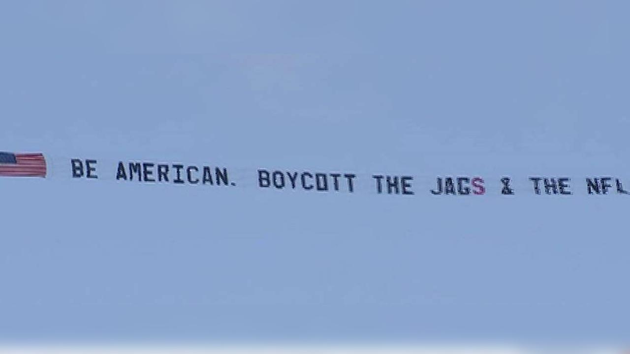 Former fan takes 'Boycott the Jags and the NFL' to the sky