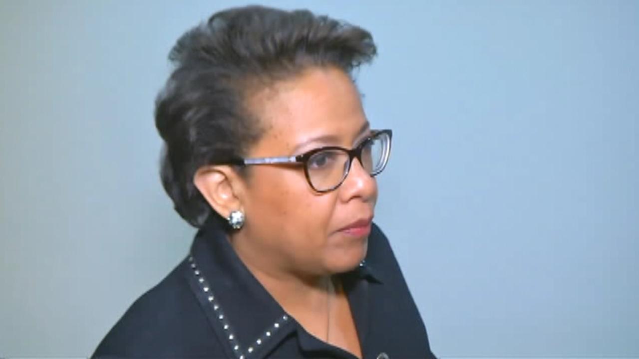 Former AG Lynch arrives for House Intel Committee hearing