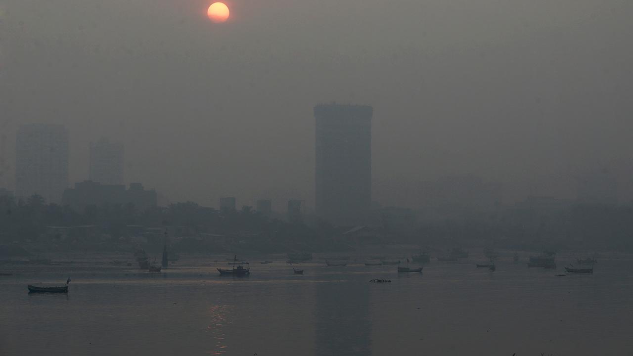 Rpt: Pollution to blame for nearly 9 million deaths globally